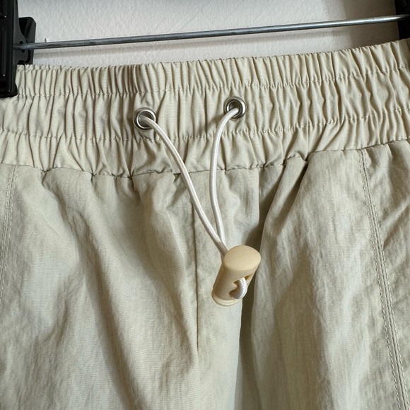 NWT Wilow the label parachute pants clay size small - Picture 3 of 8